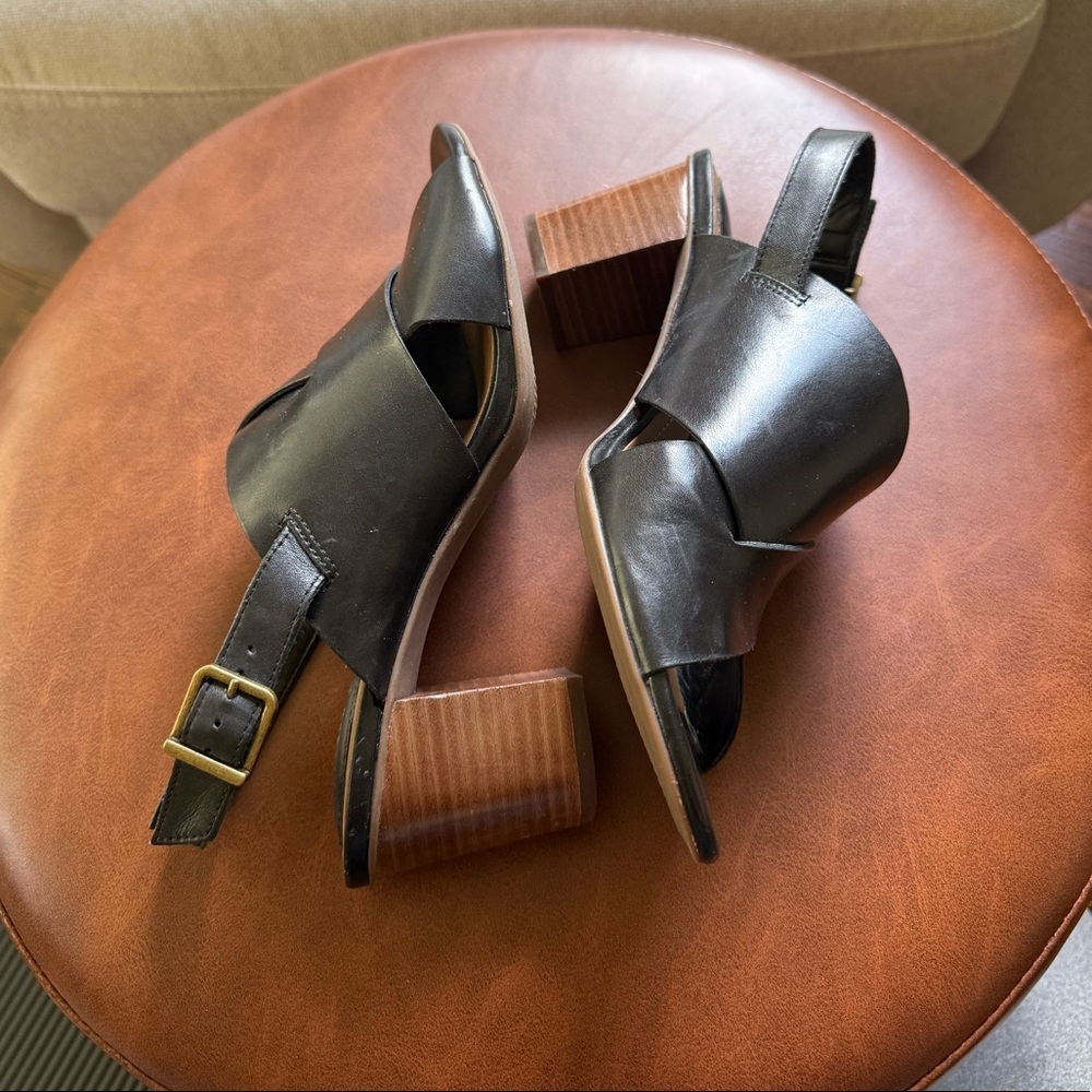 Clarks Artisan Leather Strappy Sandals